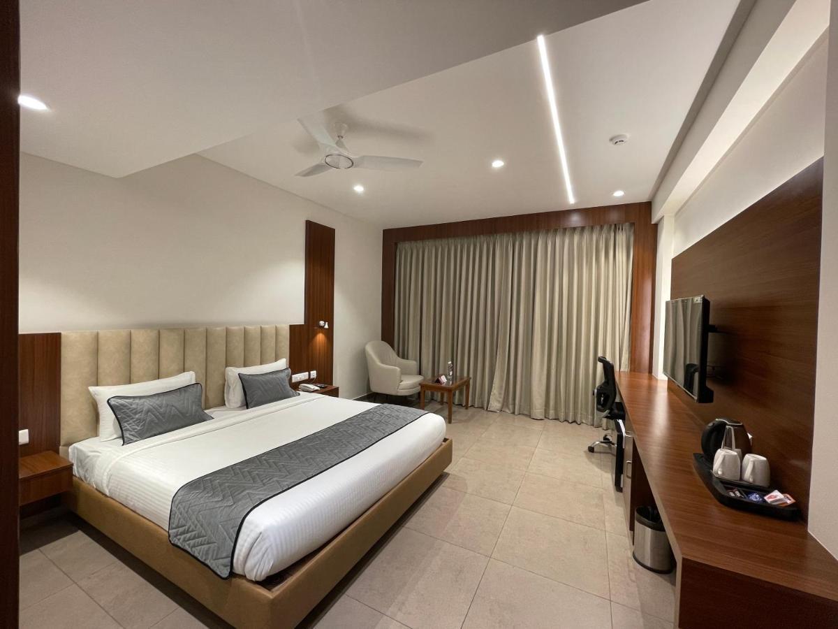 Hotel Jubilee Park Hajdarabad Zewnętrze zdjęcie